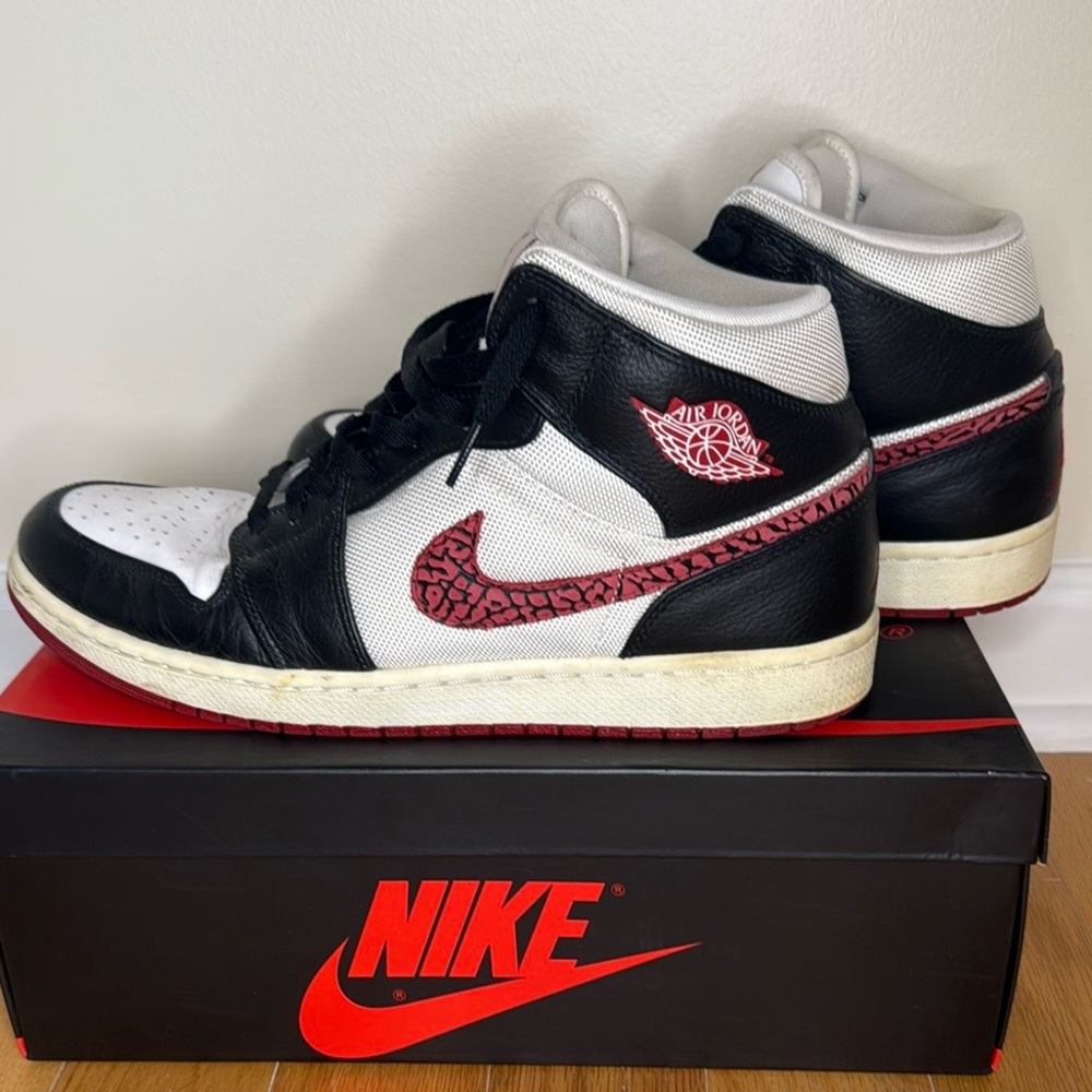 Air Jordan 1 Retro High OG